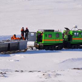 2013-14 AHT team taking Hägglunds transport from Scott Base (004)