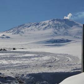 2018-19 Mount Erebus from Scott's 'Terra Nova' hut, Cape Evans (002)