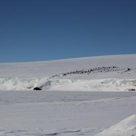 2018-19 Panorama of Barne Glacier and Mount Erebus, Cape Evans (004)