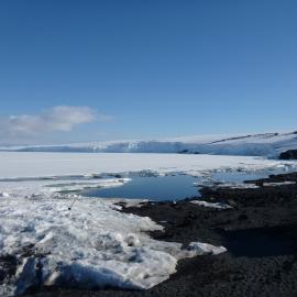 Barne Glacier and Home Beach (001)