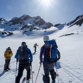 Inspiring Explorers ascending Mount Hodges (002)