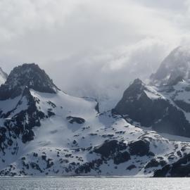 South Georgia mountains, Drygalski Fjord (001)