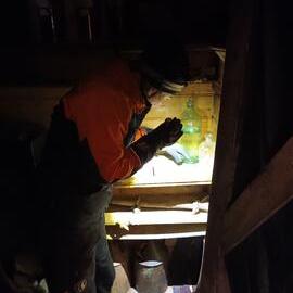 2021-22 Shackleton's 'Nimrod' hut, conservators at work, AHT's Jane Hamill