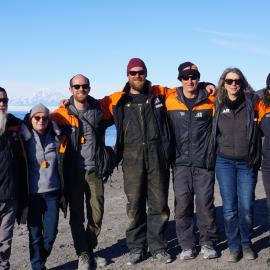 2021-22 AHT K170 event team photo outside Scott's 'Discovery' hut (002)