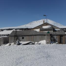 2014-15 Scott's 'Terra Nova' hut, West elevation