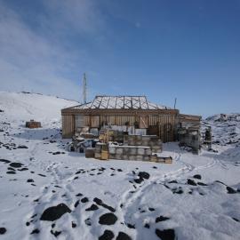 North elevation of Shackleton's 'Nimrod' hut (003)