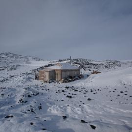 Southwest elevation, Shackleton's 'Nimrod' hut (001)