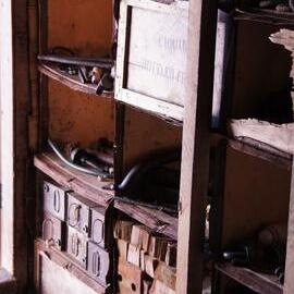 Improvised shelving, Shackleton's 'Nimrod' hut