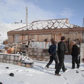 K170 at Shackleton's 'Nimrod' hut