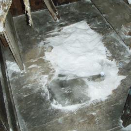 Snow ingress, Scott's 'Discovery' hut (002)