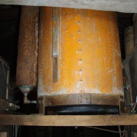 Acetylene generator, Shackleton's 'Nimrod' hut (001)