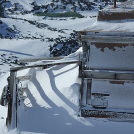 Snow build-up on Shackleton's 'Nimrod' hut 