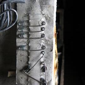 2014-15 Scott's 'Terra Nova' hut, interior, Biology area safety pins