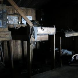 2014-15 Scott's 'Terra Nova' hut, interior, bunks of The Tenements