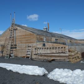 2014-15 Scott's 'Terra Nova' hut, North and East elevations