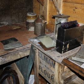 2021-22 Shackleton's 'Nimrod' hut inspection, interior (045)