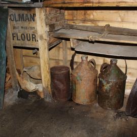 2021-22 Shackleton's 'Nimrod' hut inspection, interior (048)