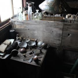 Anemometer, Scott's 'Terra Nova' hut (007)