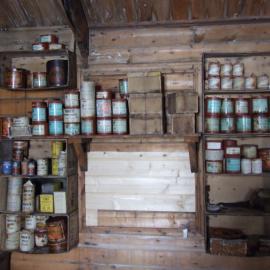 2006 Shackleton's 'Nimrod' hut inspection, interior, Main space