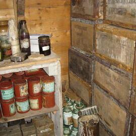 2010 Shackleton's 'Nimrod' hut inspection, interior, Galley