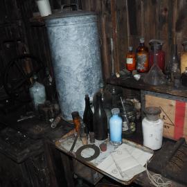 Physical Lab, Scott's 'Terra Nova' hut (004)