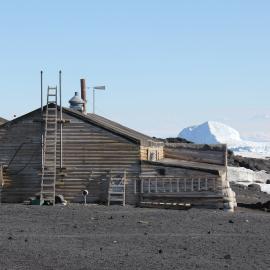 2022 Scott's 'Terra Nova' hut, exterior, East elevation