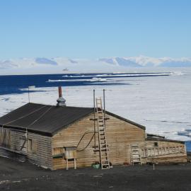 2022 Scott's 'Terra Nova' hut, exterior, viewed from the South-east (002)