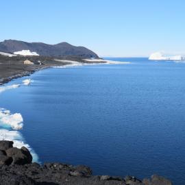 2022 Cape Evans environs, North Bay and Home beach, Scott's 'Terra Nova' hut (001)