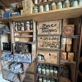 2025-26 Venesta case shelving, Shackleton's 'Nimrod' hut, Cape Royds